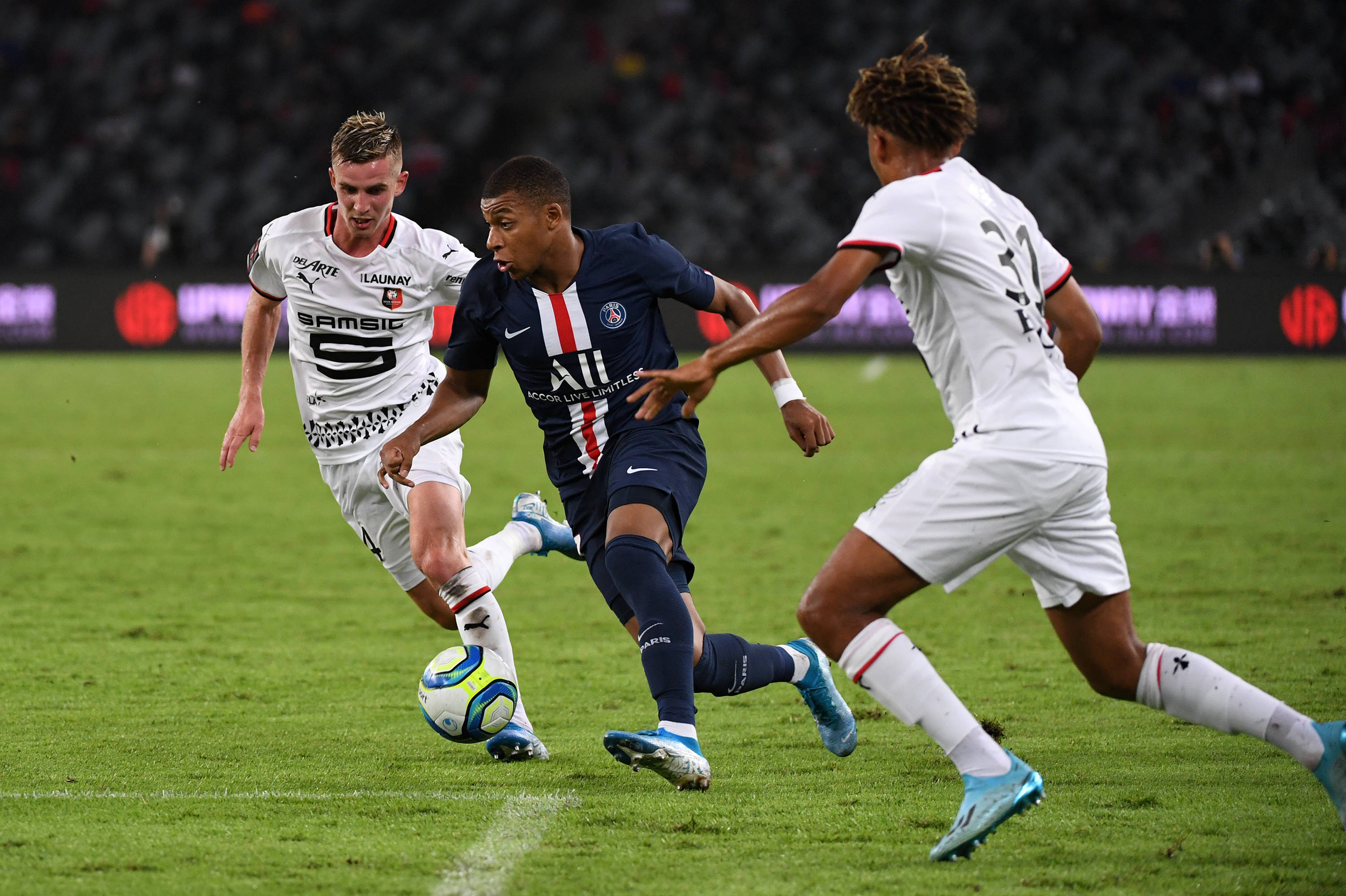 米兰体育：法甲瓦朗谢纳的青训体系与未来展望