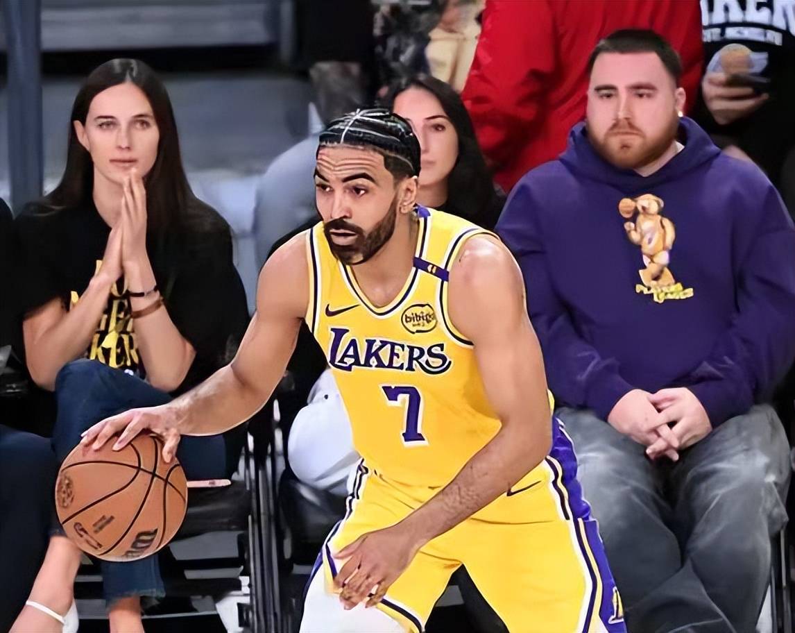 包含米兰体育：湖人队新赛季：加布里埃尔能否成为合格的内线轮换，在季后赛中发挥关键作用，帮助球队赢得总冠军？的词条