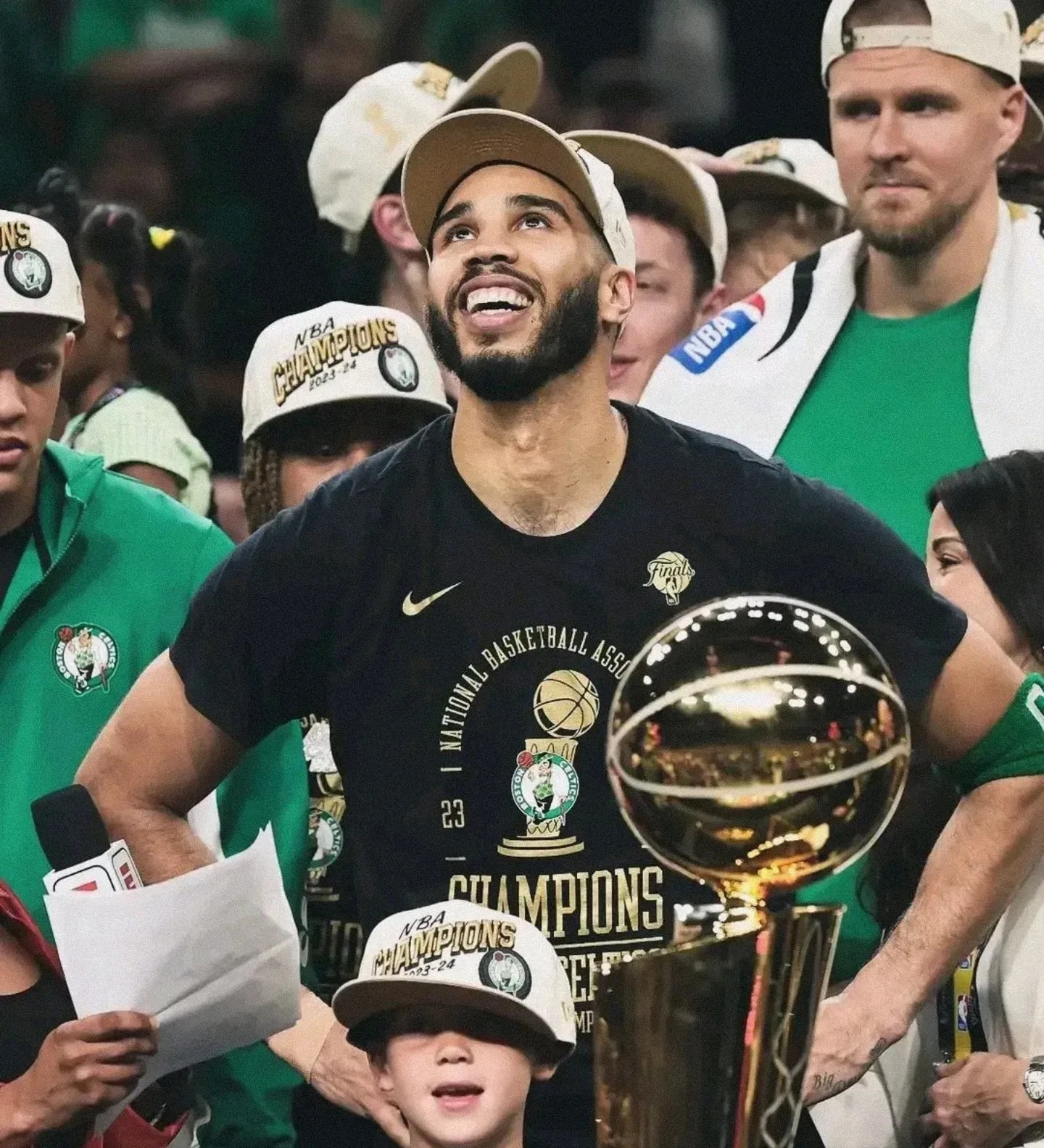 米兰体育：凯尔特人队新赛季：怀特能否提升球队的后场实力，在季后赛中发挥关键作用，帮助球队赢得总冠军？的简单介绍