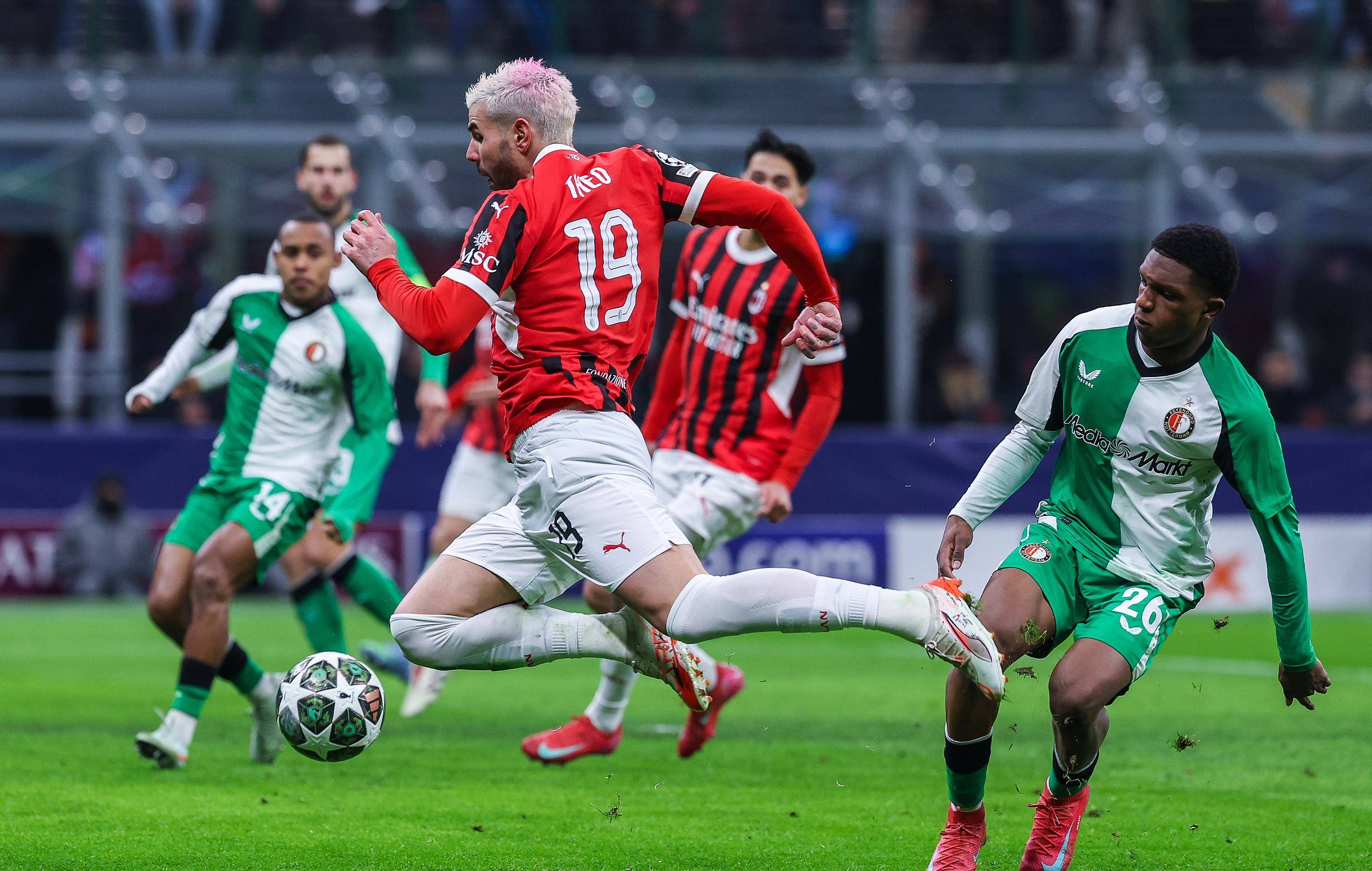 包含米兰体育:德甲球队的社区反响：球迷的力量的词条