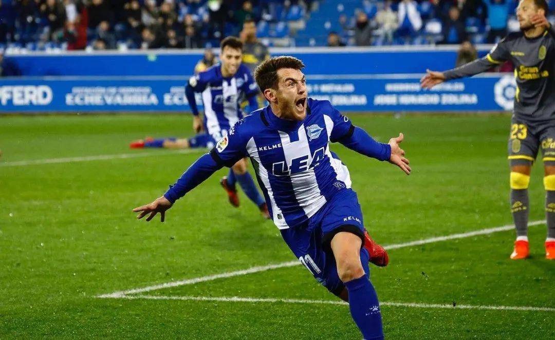 米兰体育：德甲沃尔夫斯堡的防守反击战术的简单介绍