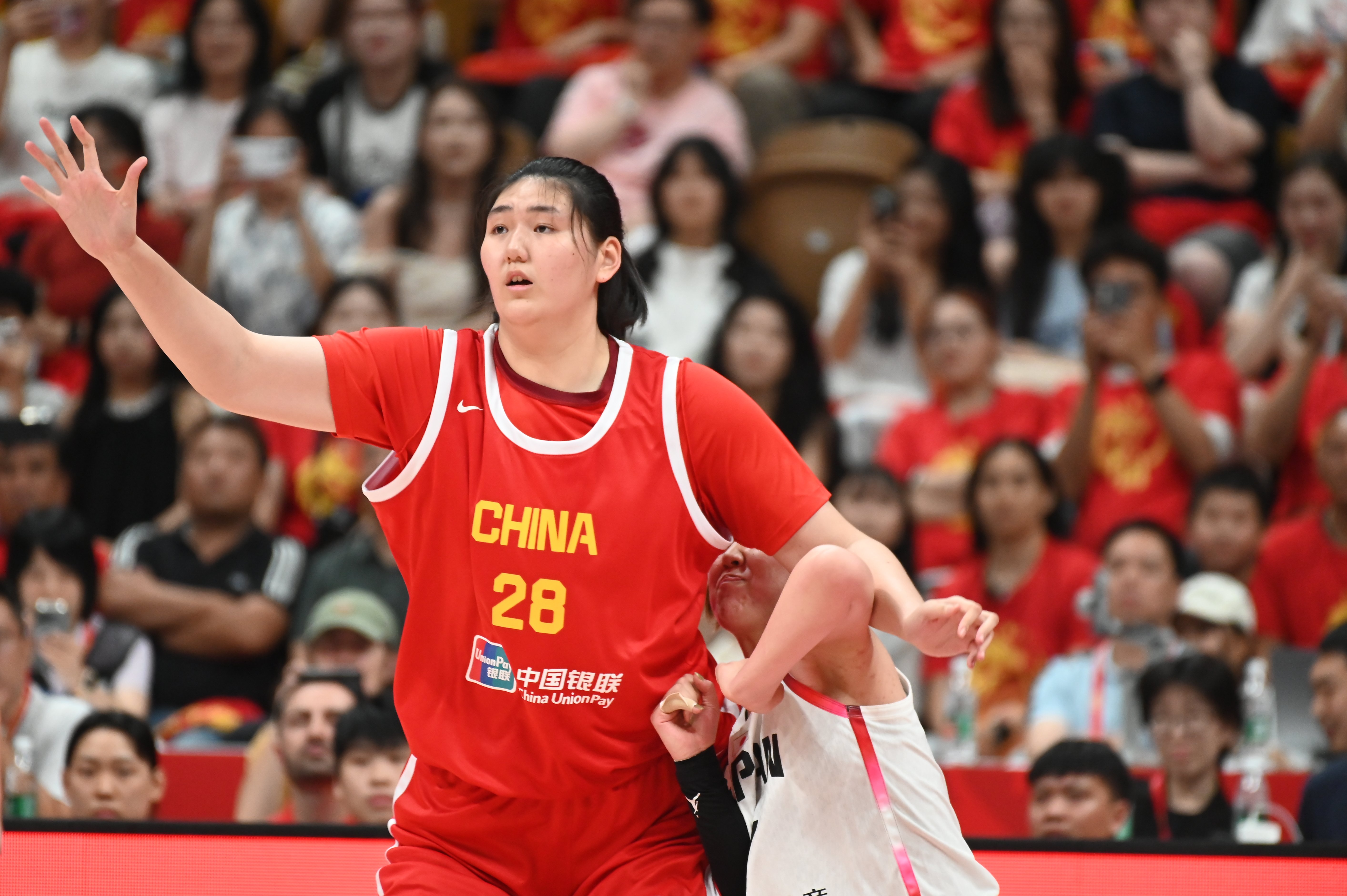 米兰体育：中国女篮世界杯备战，全力冲击奖牌