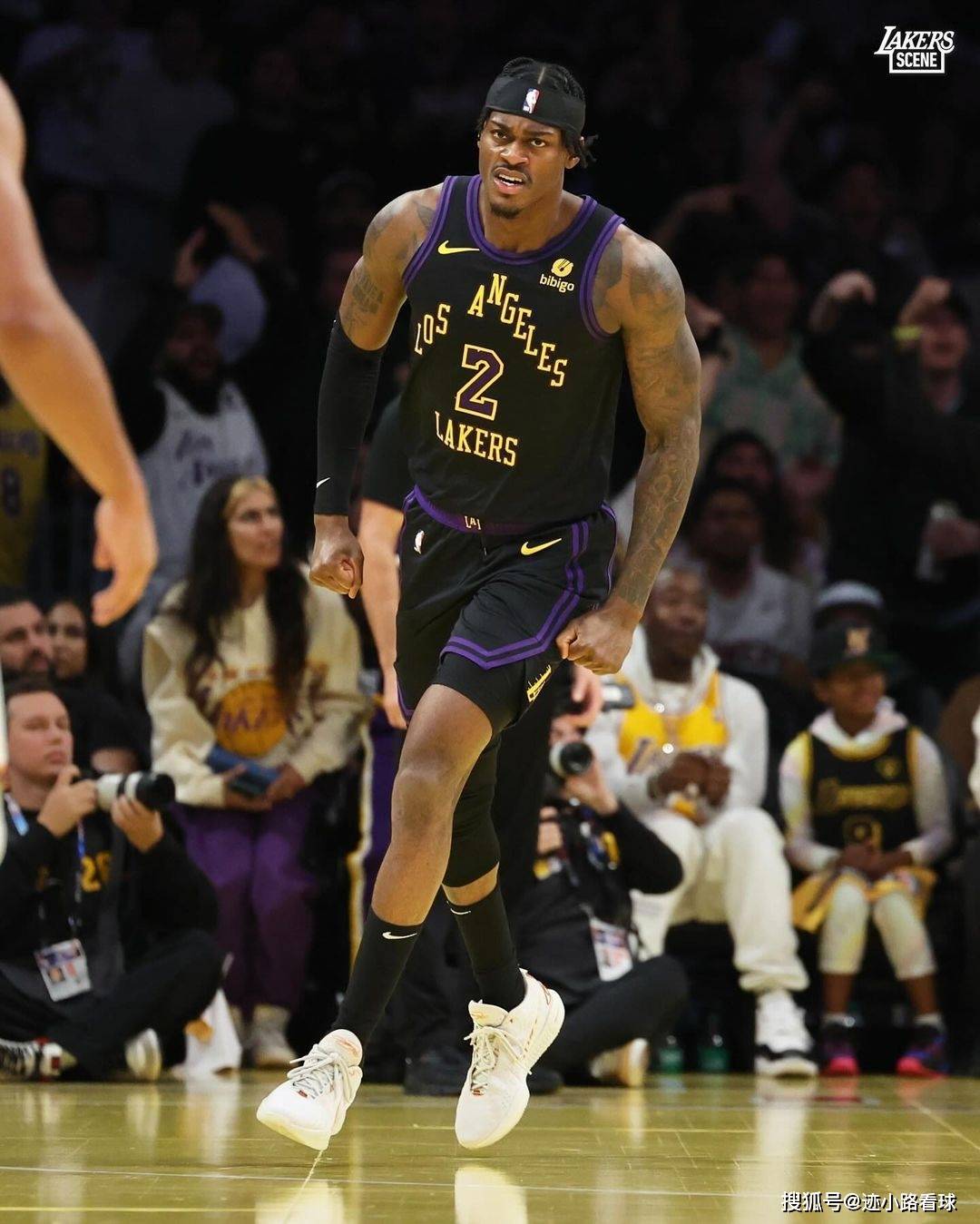 米兰体育：湖人队新赛季：范德比尔特表示将提升传球能力的简单介绍