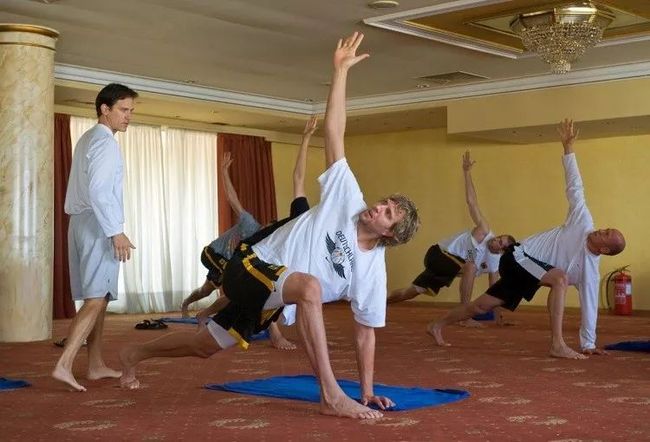 包含米兰体育:篮球训练营的营养搭配:如何为青少年球员提供科学的饮食指导?的词条 包含米兰体育:篮球训练营的营养搭配:如何为青少年球员提供科学的饮食指导?的词条