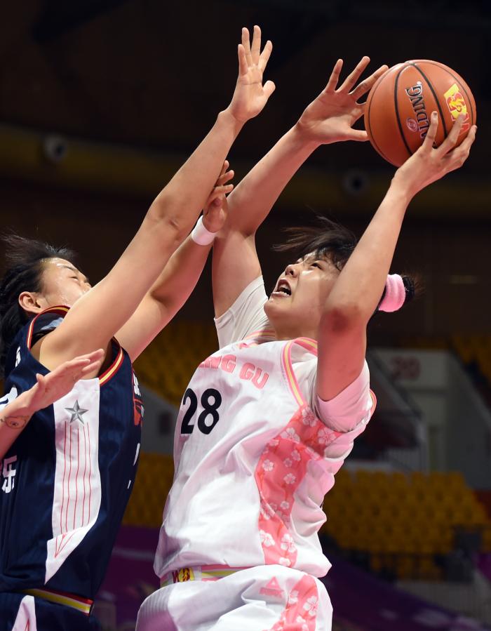 米兰体育：WCBA联赛的赛场氛围营造：如何提升比赛的观赏性和吸引力？