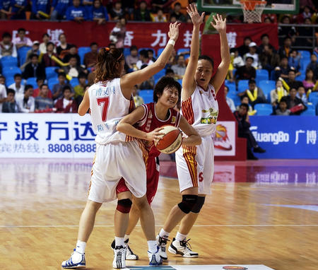 米兰体育:WCBA联赛的赛场氛围营造:如何提升比赛的观赏性和吸引力? 米兰体育:WCBA联赛的赛场氛围营造:如何提升比赛的观赏性和吸引力?