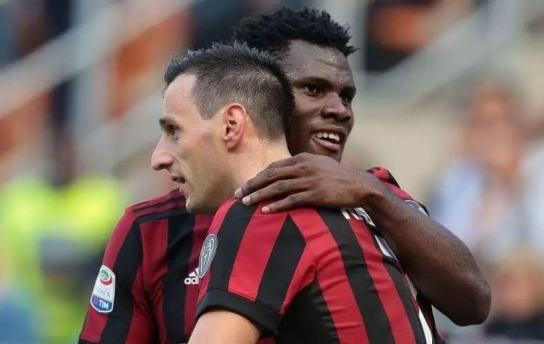 米兰体育:《PUBG》团战策略探讨：如何利用地形获取胜利的简单介绍